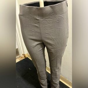 WHBM SLIM ANKLE DRESS PANTS WITH SIDE ZIP, size 4R.